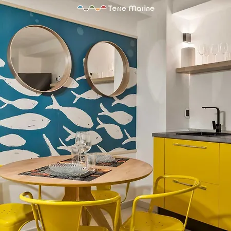 Yellow Submarine, Terre Marine מנרולה