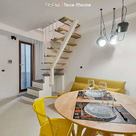 Appartamento Yellow Submarine, Terre Marine *